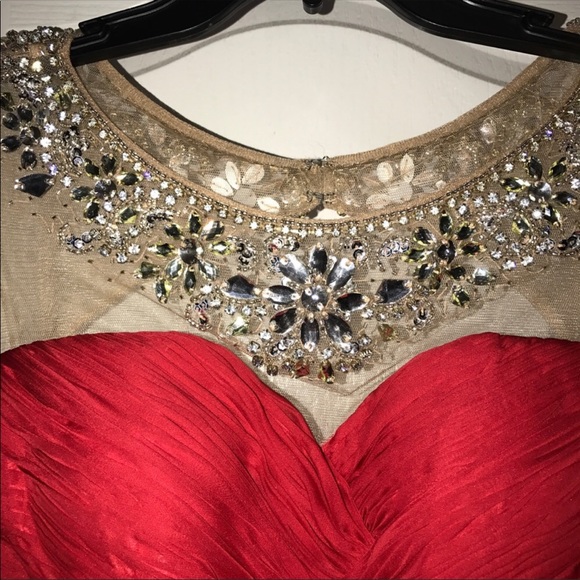 ALYCE Designer Red Prom Dress. Size 0 - Picture 3 of 7